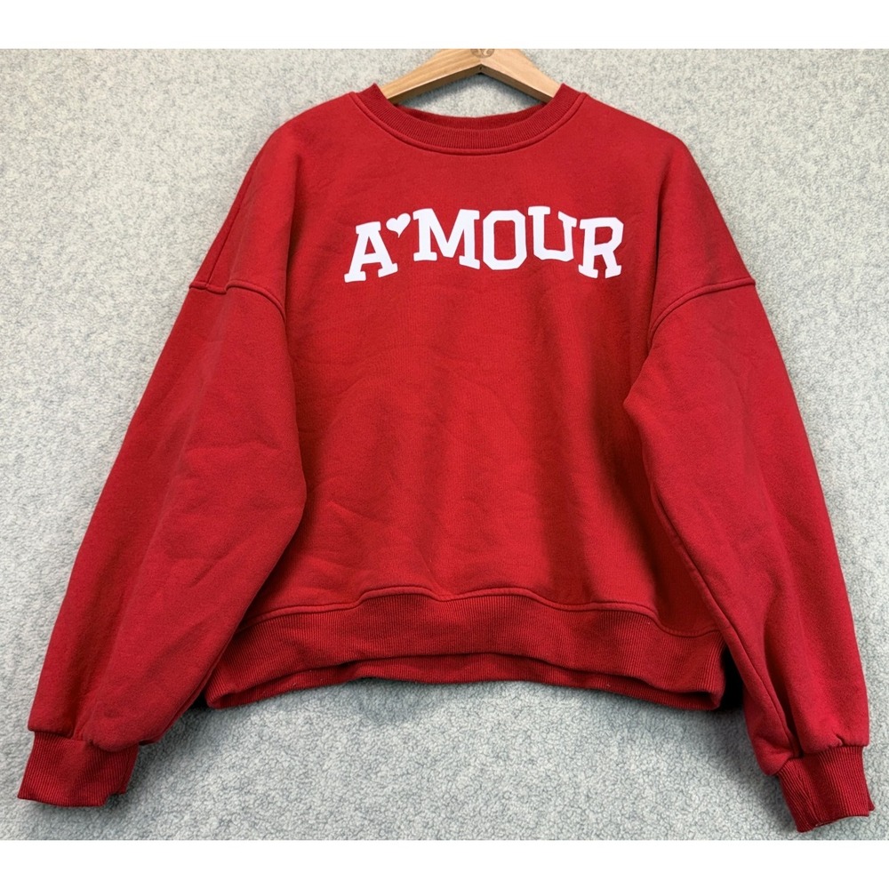 Vici Sweet Amour Womens Graphic Sweatshirt Red Fleece Pullover Crew Neck M